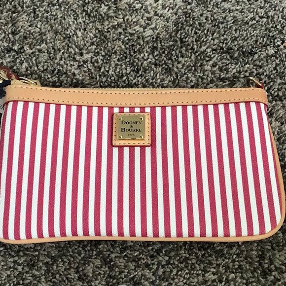 Dooney & Bourke pink & white striped bag/wristlet. New with tags. - Picture 6 of 9